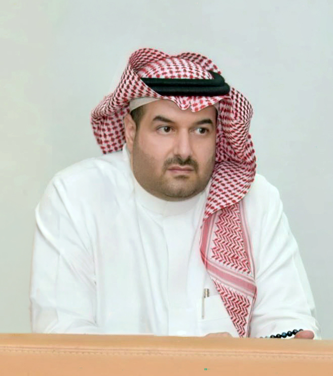 رئيس قسم الجرافيكس والوسائط المتعددة